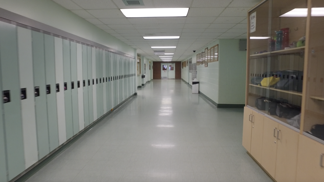 Manatee County's starting salary for teachers now among highest in Florida Manatee County's starting salary for teachers now among highest in Florida